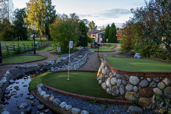 mini golf