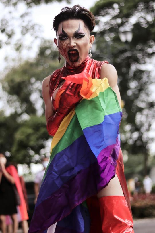 queer halloween