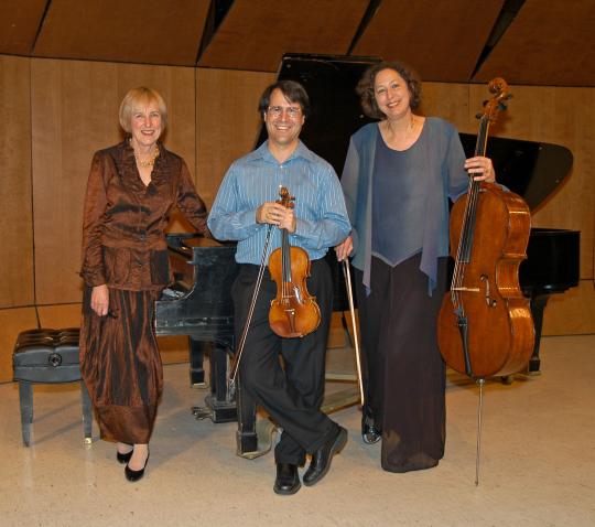 Navarro Trio