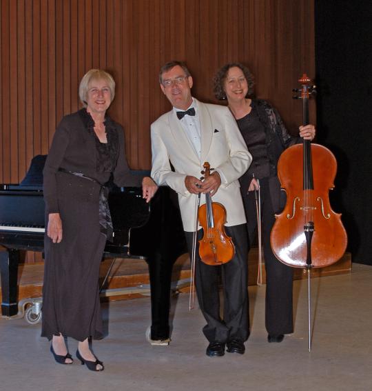 Navarro Trio