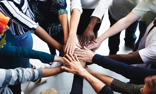 Hands Connected in Unity